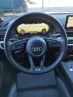 
Audi A5 Sportback 35 TFSI Sport S tronic 110kW full									
