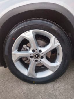 
Mercedes-Benz GLA 200 full									