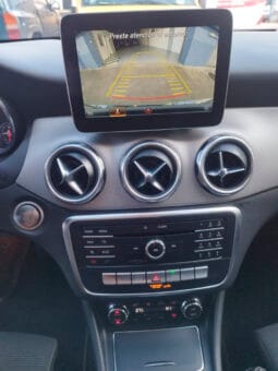 
Mercedes-Benz GLA 200 full									
