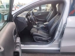 
Mercedes-Benz GLA 200 full									