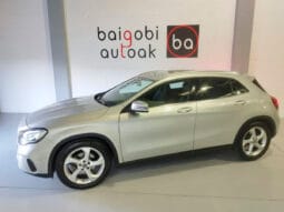 
Mercedes-Benz GLA 200 full									