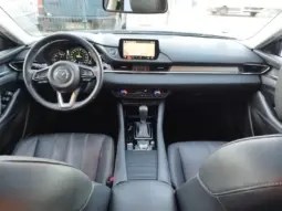 
Mazda 6 Wagon 2.2 Skyactiv-D Zenith full									