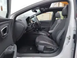 
SEAT Leon 2.0TDI CR S&S FR DSG7 150 full									
