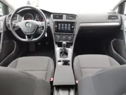 
Volkswagen Golf Last Edition full									
