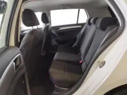 
Volkswagen Golf Last Edition full									