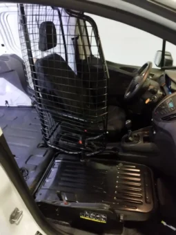 
Ford Transit Courier Van Trend full									