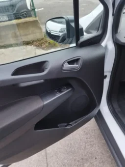 
Ford Transit Courier Van Trend full									