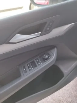 
Volkswagen Golf Variant 2.0TDI Life 85kW full									