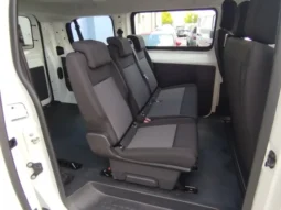 
Peugeot Expert Combi Standard 1.5BlueHDi S&S 120 full									