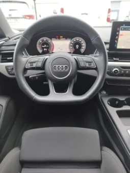 
Audi A5 S-Line 35 S Tronic Sportback full									